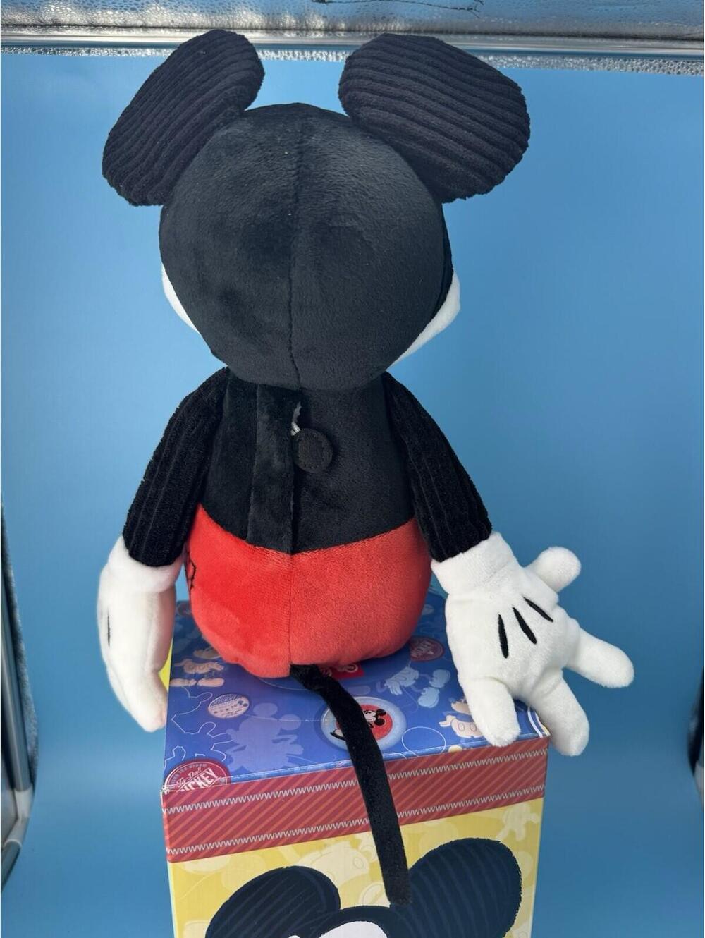 Scentsy Disney Mickey Mouse Buddy Plush 16” With Scent Pac! Brand New In Box! - Picture 5 of 14